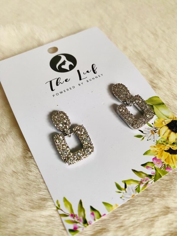 Petite Pearls - C0003 - Image 2