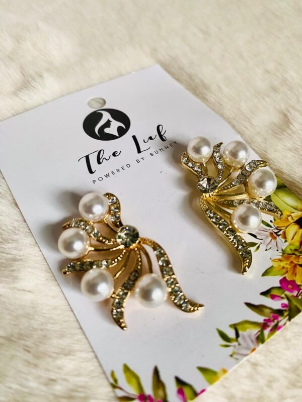 Sunny Studs - C0005 - Image 4